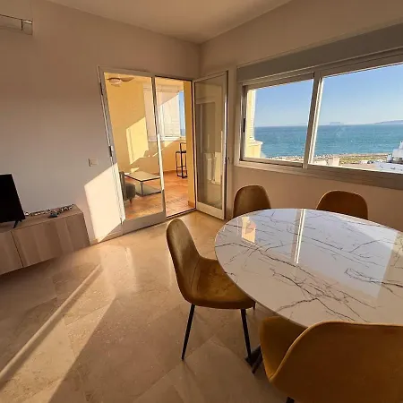 Seafront Paradise Port Apartment